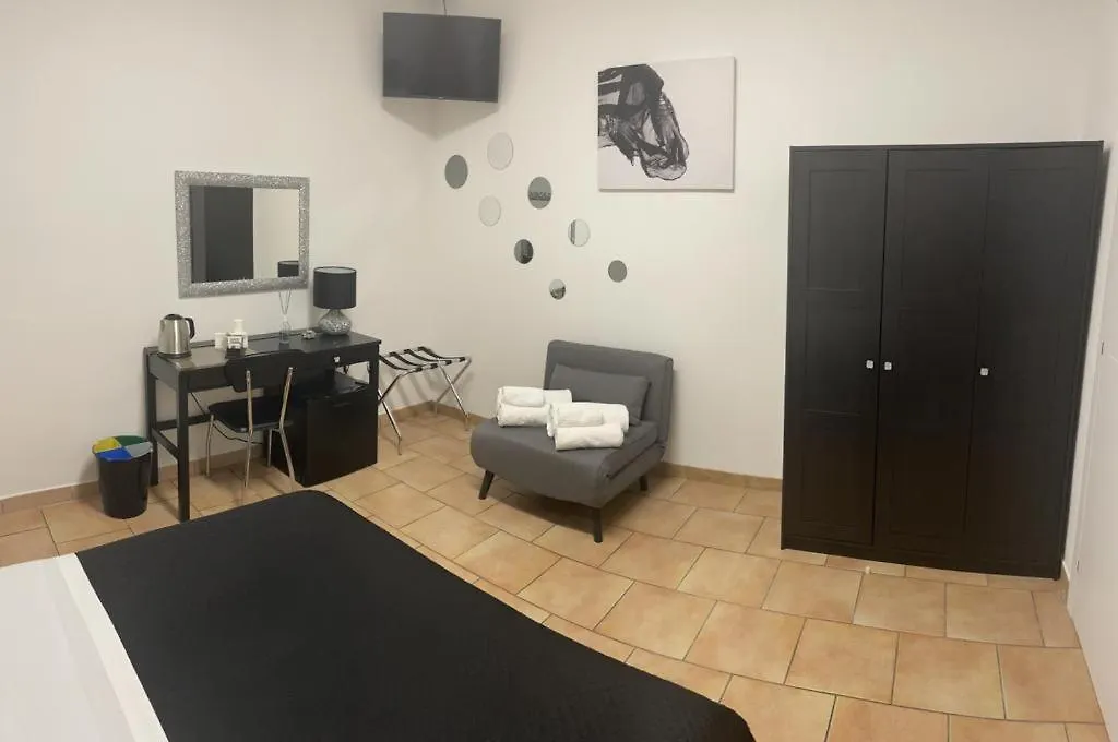La Maison Del Mas Family Elmas